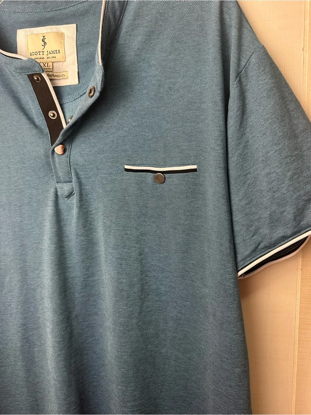 Scott James Men's Blue Short-Sleeve Henley Polo Shirt